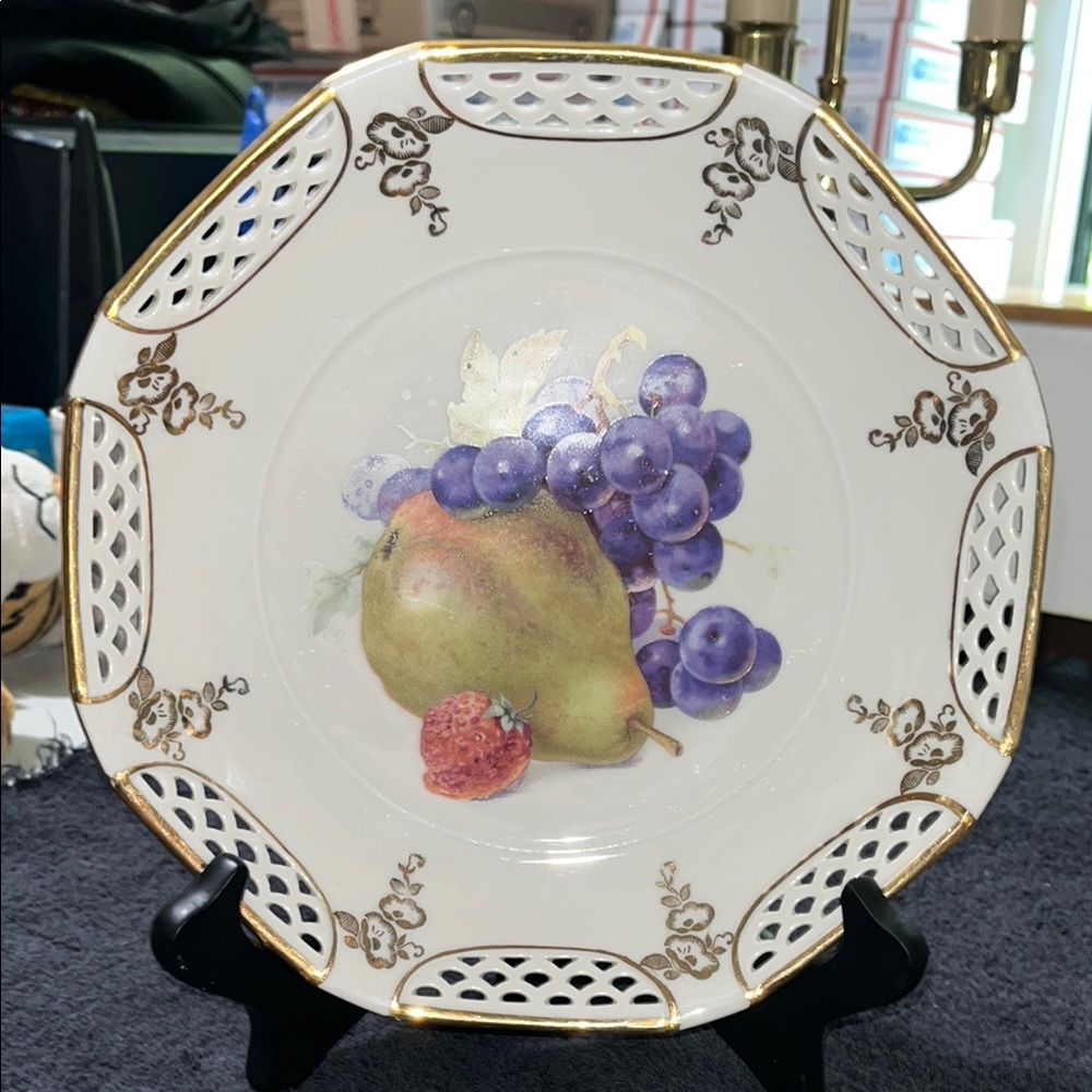 Schwarzenhammer Bavaria Germany Reticulated Fruit Plate